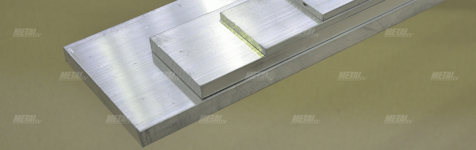 3x25 мм — алюминиевая шина для Кемерово изображение №3